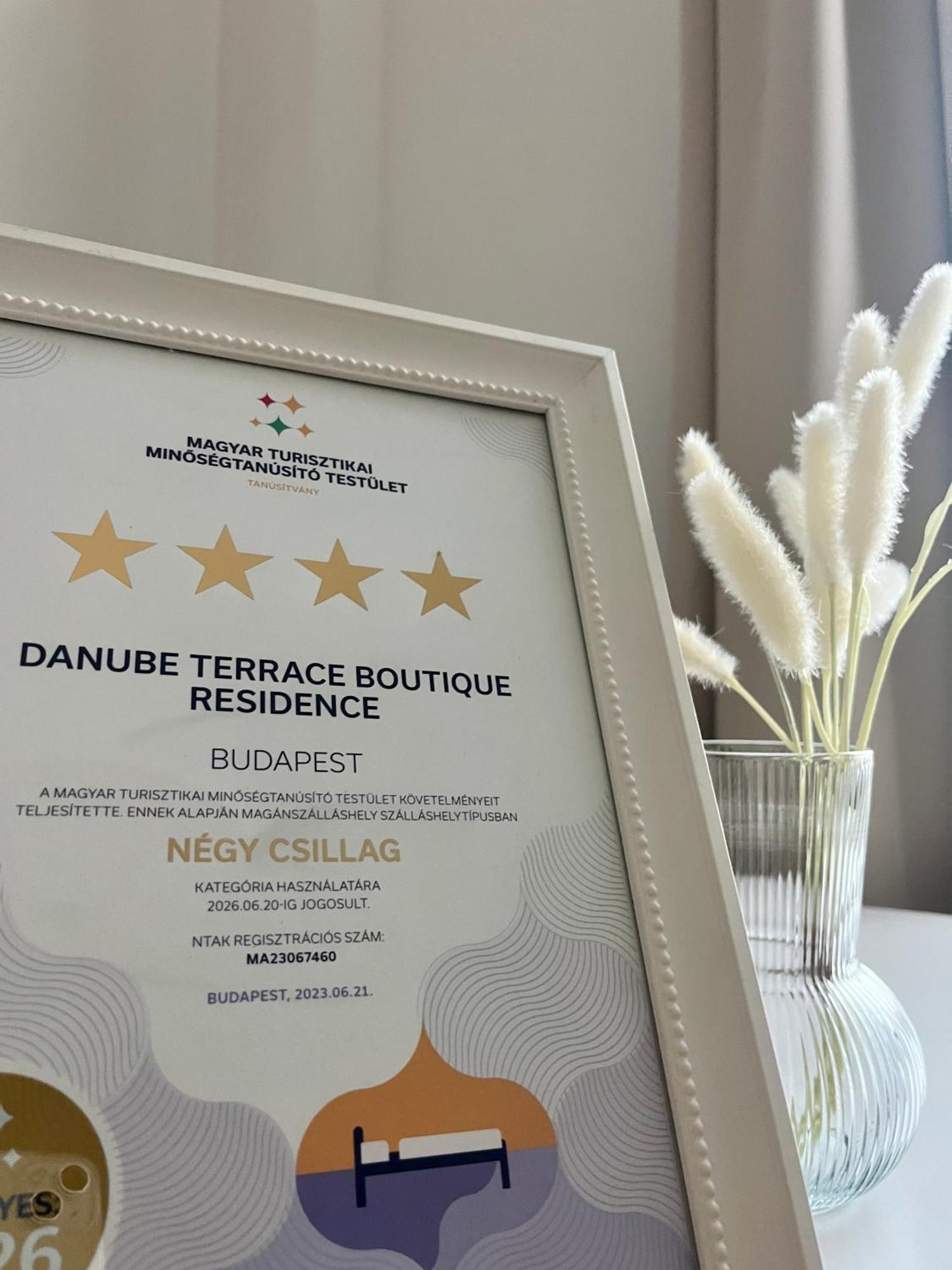 Danube Terrace Boutique Residence With Private Sauna بودابست المظهر الخارجي الصورة