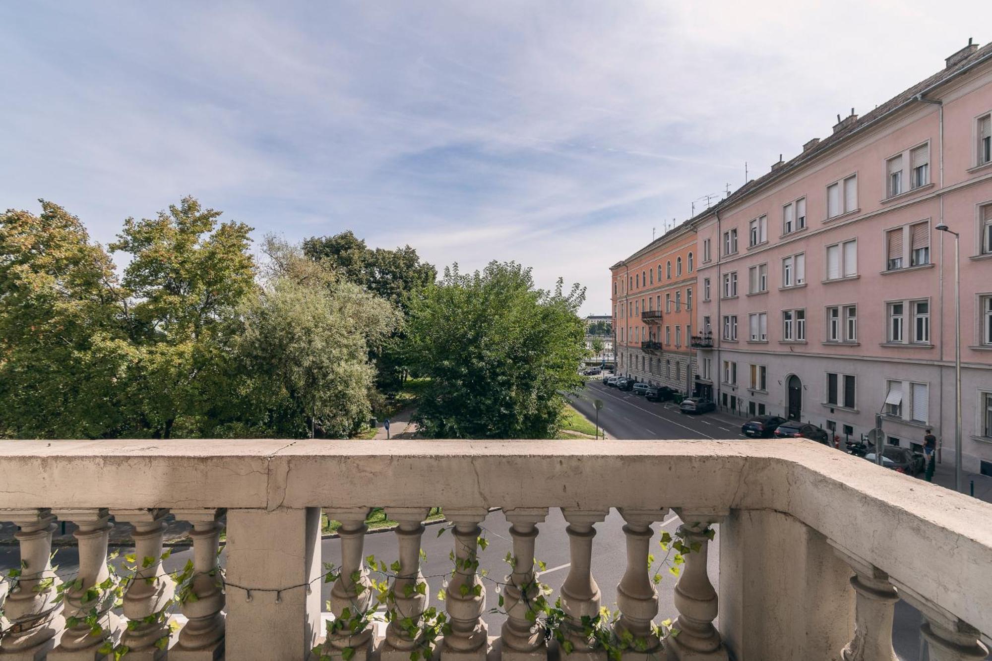 Danube Terrace Boutique Residence With Private Sauna بودابست المظهر الخارجي الصورة